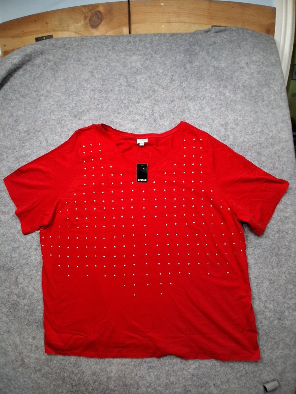 Avenue plus womens top size 3x red New with tags